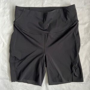 Lululemon, Base Pace High-Rise Short 6”
